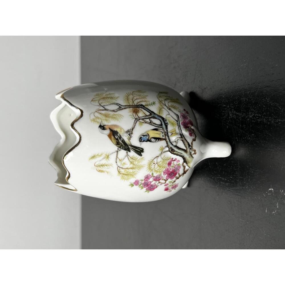VTG Andrea by Sadek Japan Birds & Florals Egg Vase 3 Footed ‎ 4.75" Tall